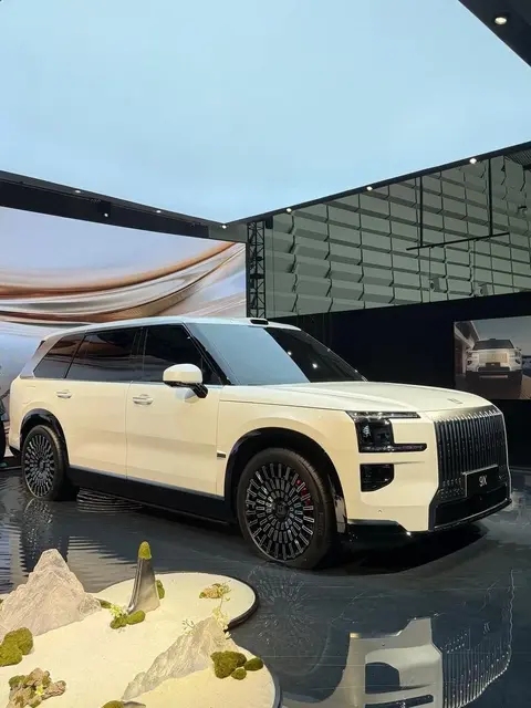 均价超 53.8 万！极氪 9X 12 月交付破万 硬刚传统豪华