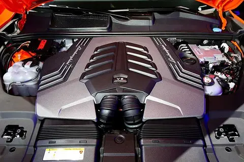 兰博基尼Urus车主，又得迎来不愿面对的消息